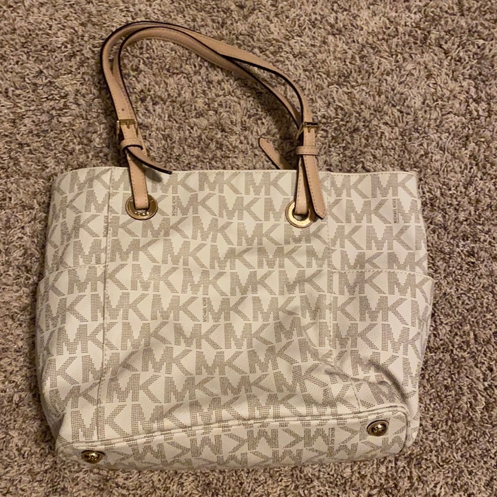 Michael Kors purse tan and cream